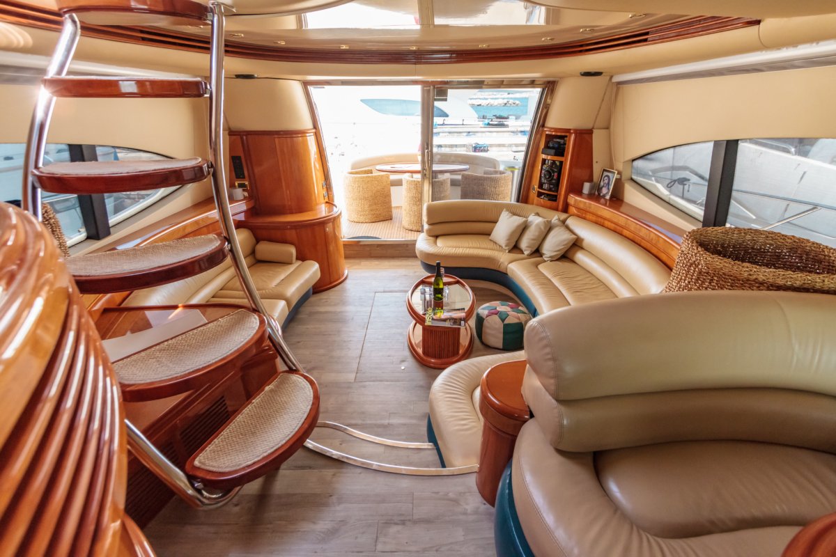 Azimut 68 — gallery image 5