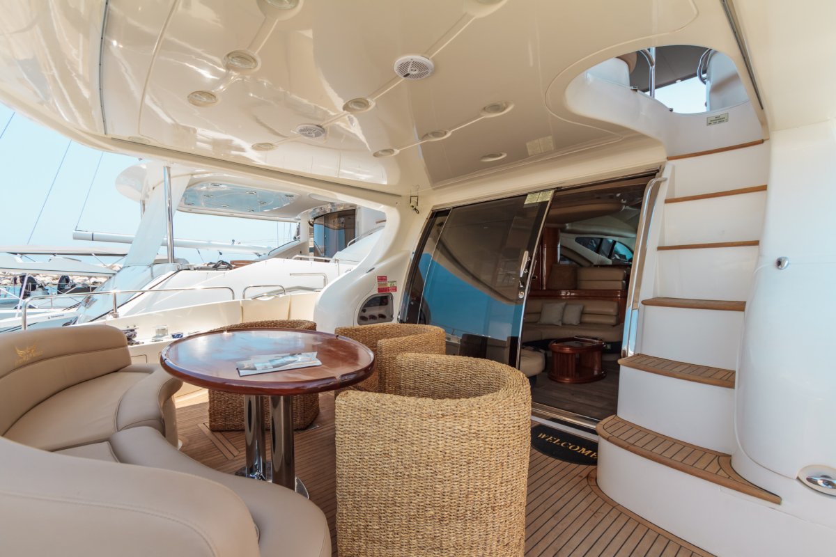 Azimut 68 — gallery image 2
