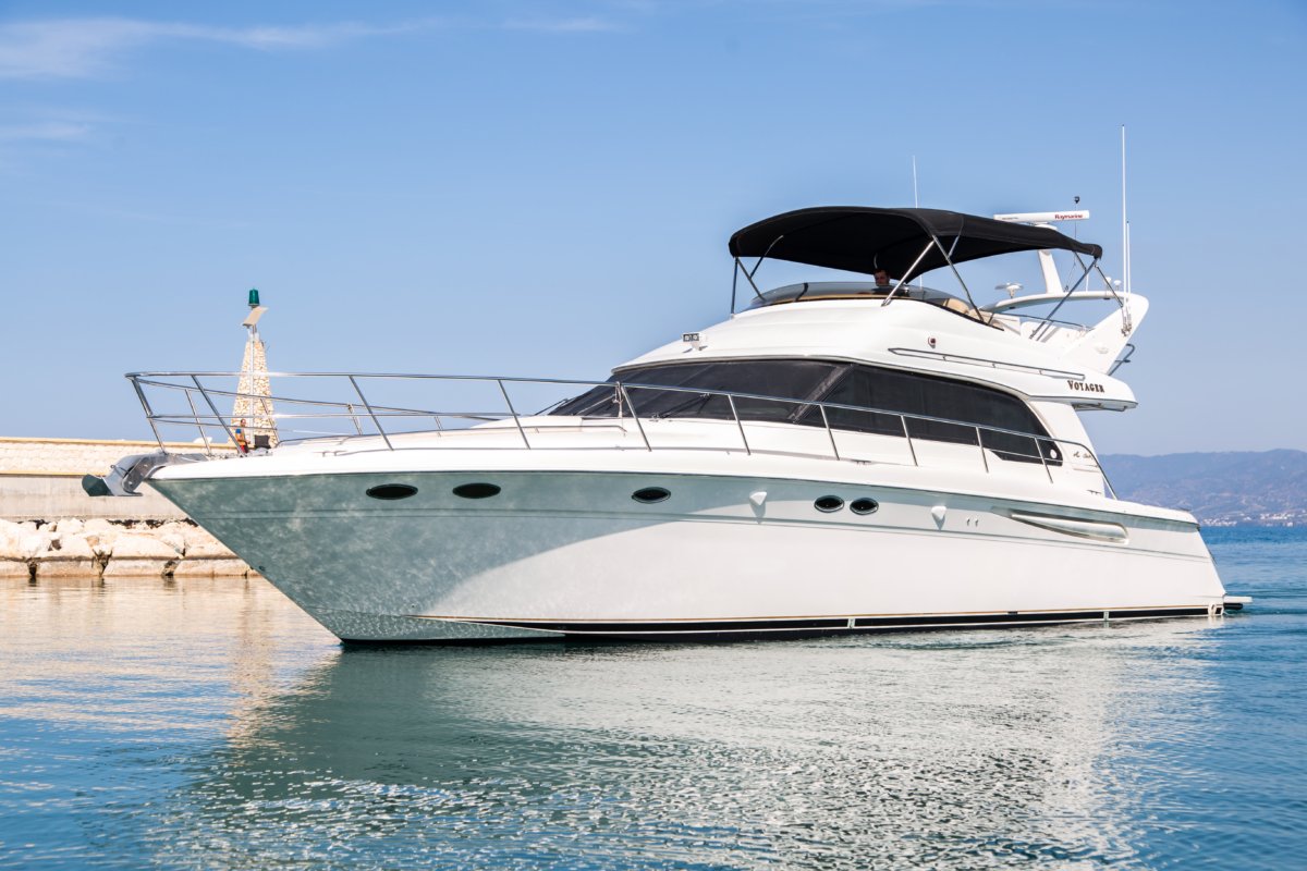 Sea Ray 52 — gallery image 2