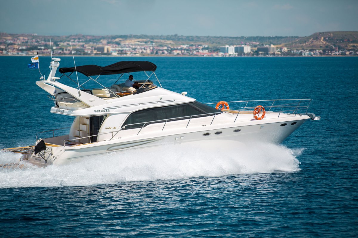 Sea Ray 52 — gallery image 3